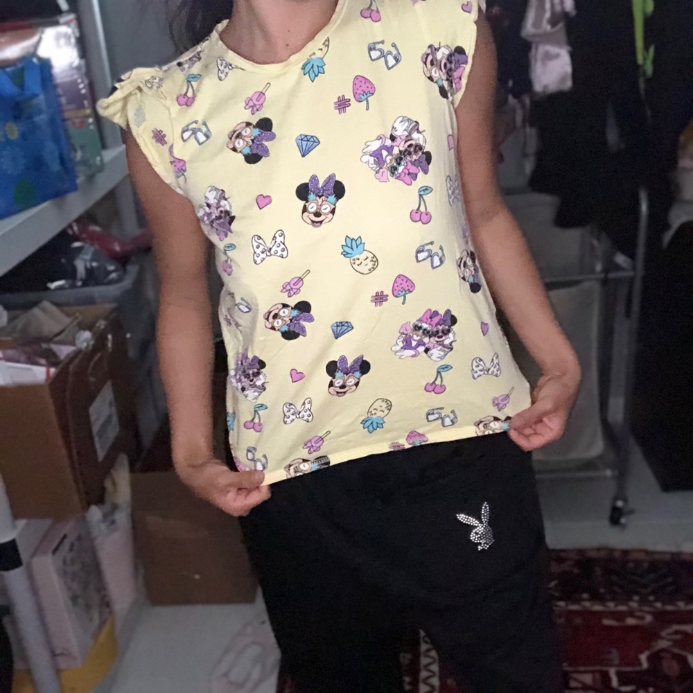 Minnie Mouse yellow shirt Disney